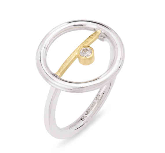 Secant Diamond Ring Secant Diamond Ring