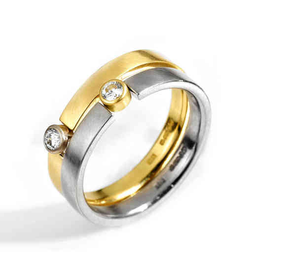 Two Tone Puzzle Ring Closed01 Two Tone Puzzle Ring Closed01